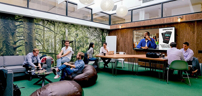 FRAMEN Screen in Coworking Space